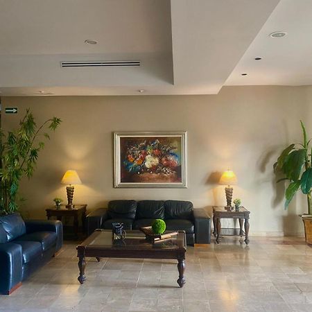 Hotel Santa Fe Camargo 외부 사진